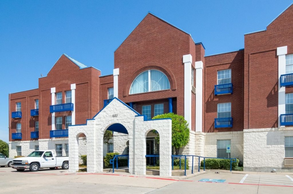 Comfort Suites Las Colinas Irving Texas Exterior