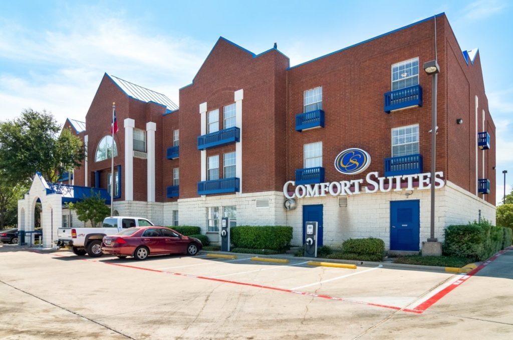 Comfort Suites Las Colinas Irving Texas Exterior