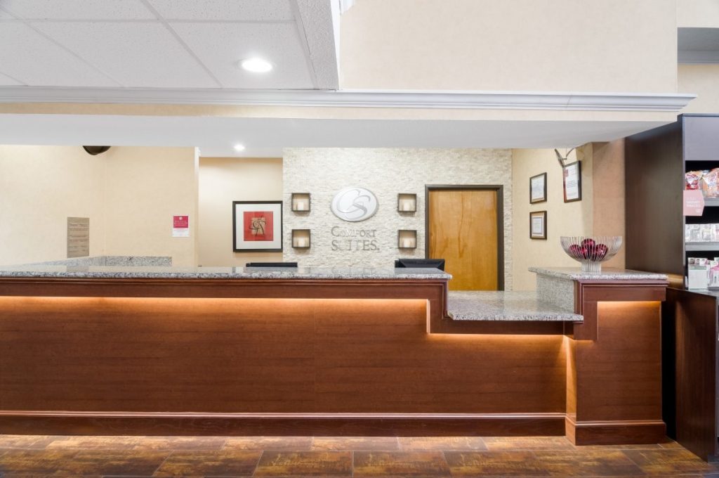 Comfort Suites Las Colinas Irving Texas Front Desk